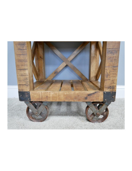 Table de chevet style Indus en bois massif sur roues