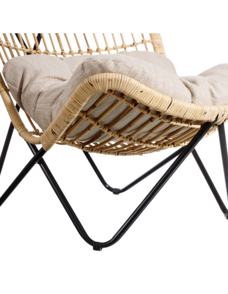 Fauteuil détente en rotin avec coussin