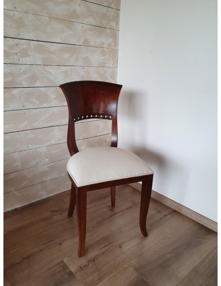 Chaise en noyer bois massif