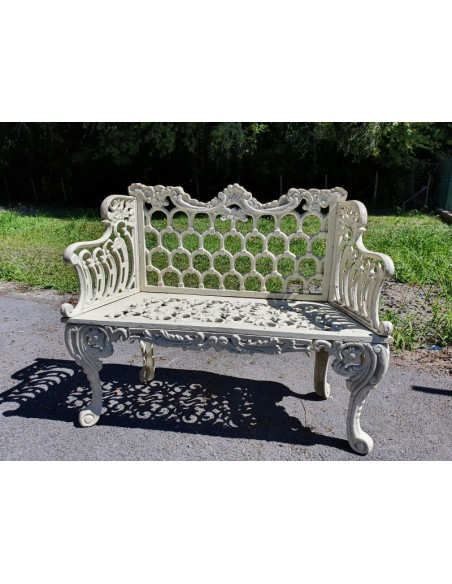 Banc de jardin en fonte blanc vieilli effet rouillé