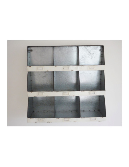 Casiers range courriers en métal blanc antique