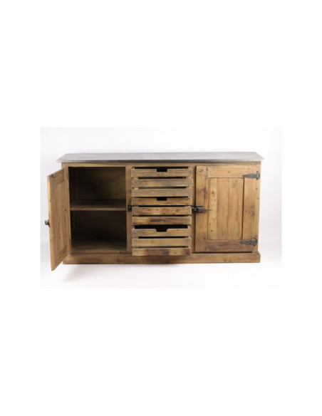 Buffet industriel avec cagettes