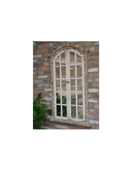 Miroir fenêtre chapeau de gendarme