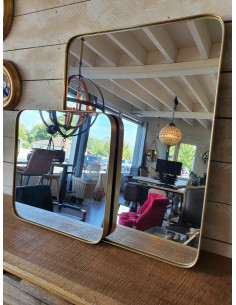 Miroir carré en métal doré... 2