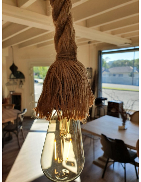 Lustre en bois et corde de chanvre