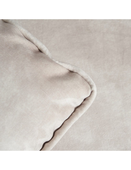 Méridienne avec détails cloutés