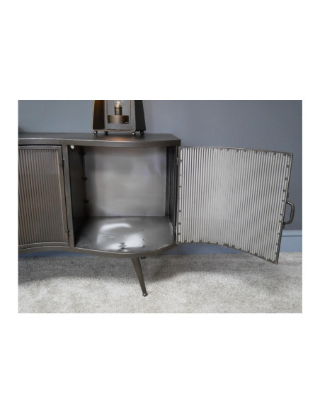 Buffet bas rétro métallique avec portes ondulées