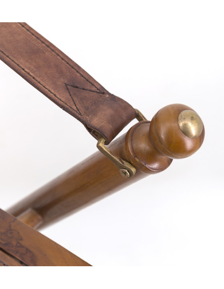 Chaise pliable en cuir et teck style colonial