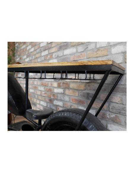 Bar en forme de moto