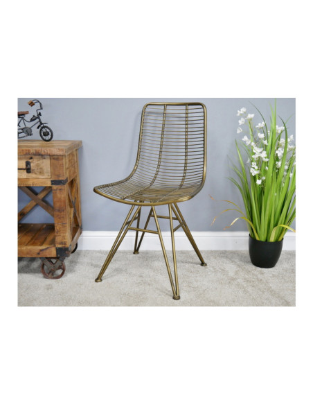 Chaise dorée en métal style Indus