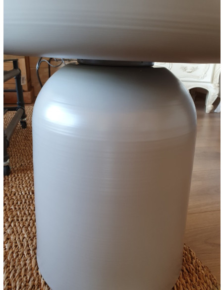 Table d'appoint en métal design Bodie