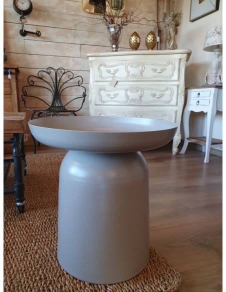 Table d'appoint en métal design Bodie