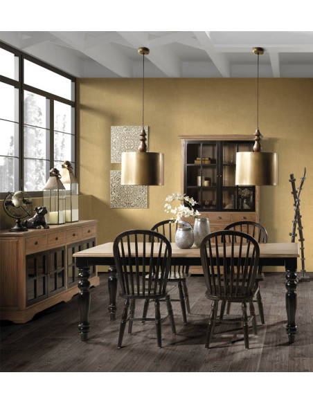 Table avec plateau en bois clair et pieds tournés noirs Siena