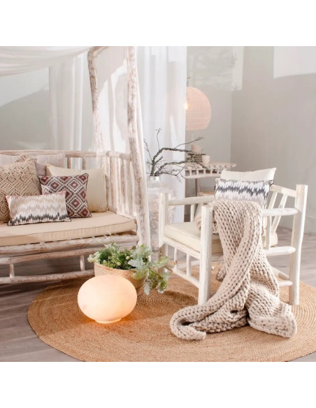 Fauteuil de jardin en teck blanchi avec coussins