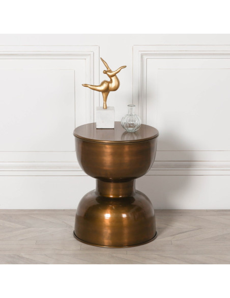 Table d'appoint en aluminium forme sablier