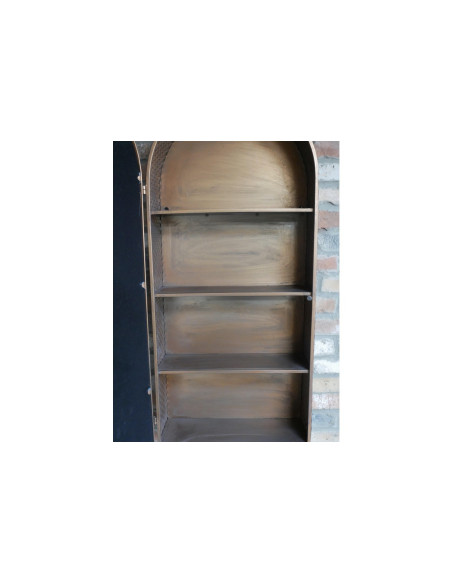 Miroir fenêtre en métal avec porte et étagères