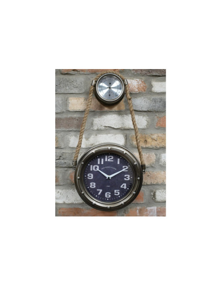 Horloge murale avec corde