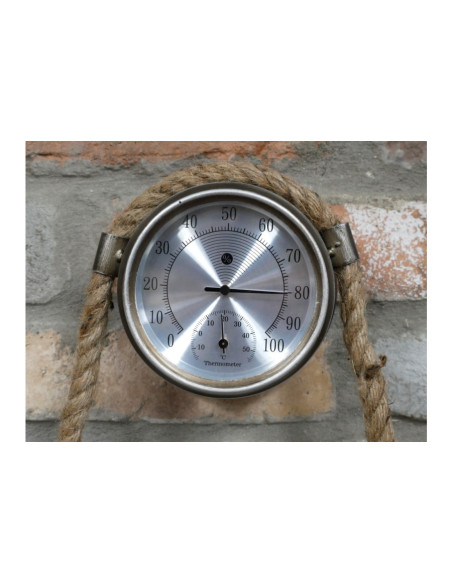 Horloge murale avec corde