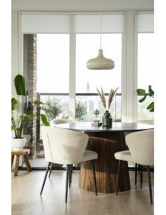 Table de salle à manger...