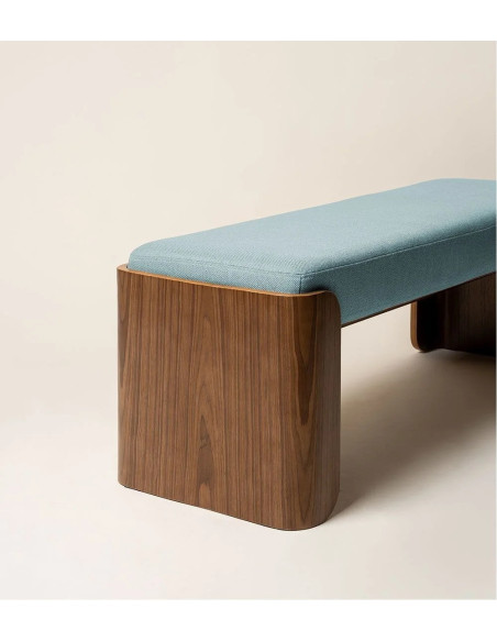 Banquette moderne en tissu rembourrée