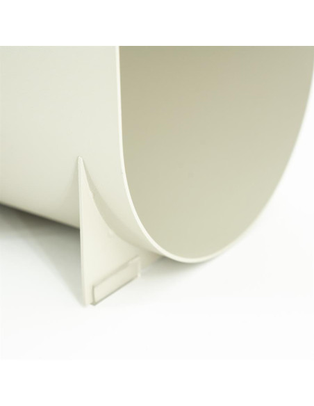 Table d'appoint design en métal Otus