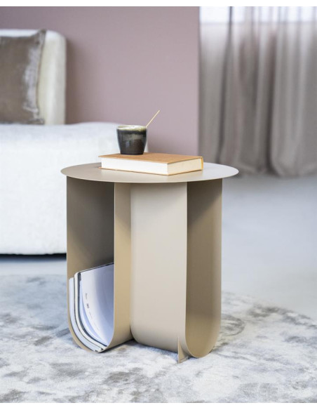 Table d'appoint design en métal Otus