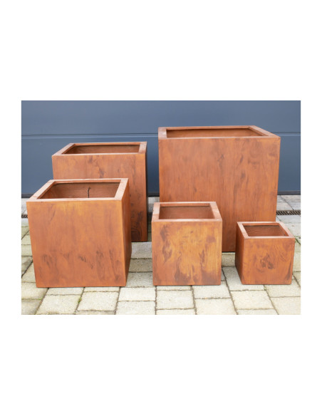 Set de 5 vases carrés couleur rouille