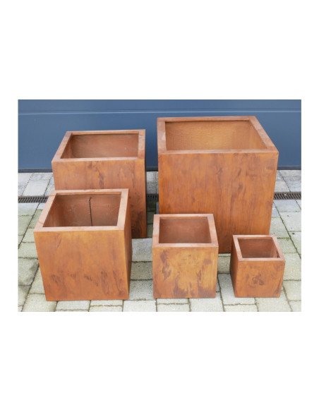 Set de 5 vases carrés couleur rouille