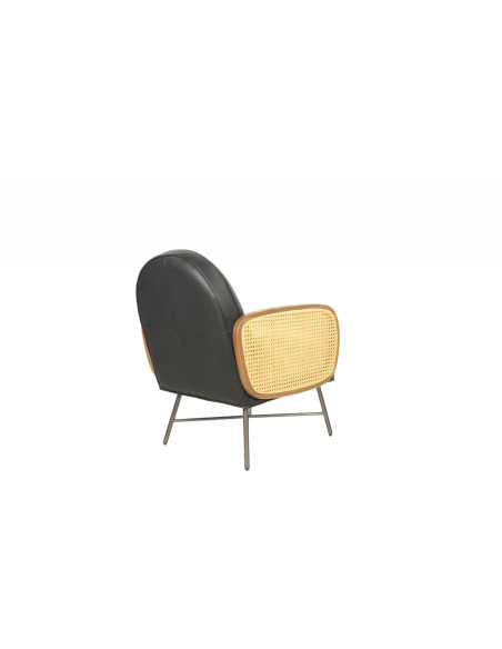 Fauteuil en cuir aux accoudoirs en cannage style rétro