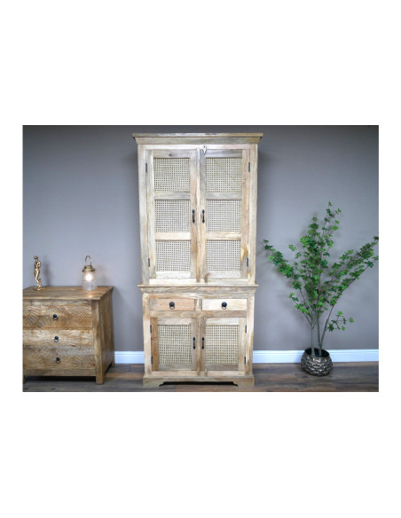Armoire haute en manguier et rotin