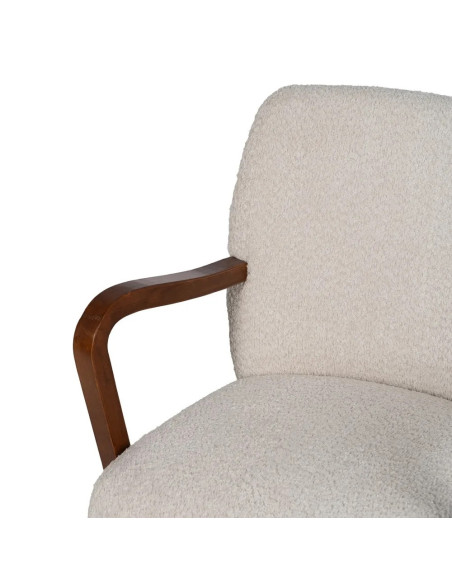 Fauteuil lounge en bois teinté d'hévéa et tissu bouclette