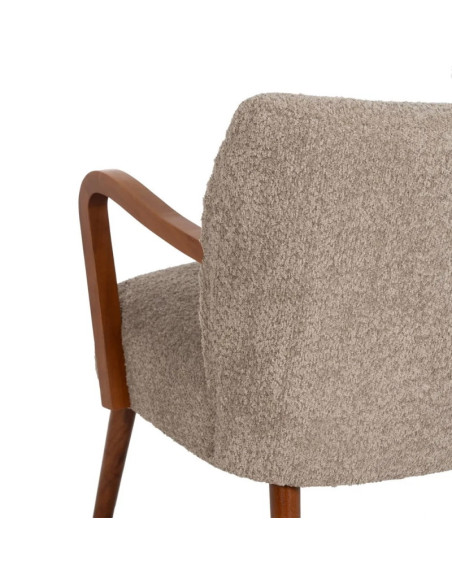 Fauteuil lounge en bois teinté d'hévéa et tissu bouclette