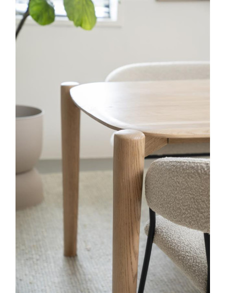 Table de repas scandinave en chêne clair Selbu