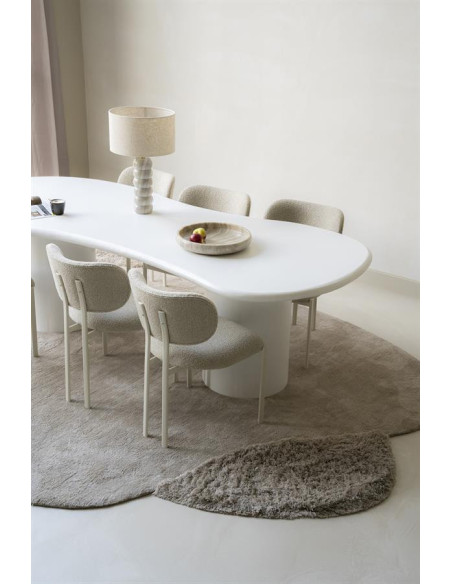 Grande table organique en magnésium et fibre de verre Seki 250 cm