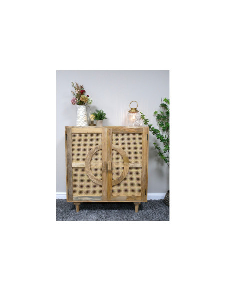 Petit meuble d'appoint en bois massif portes rotin