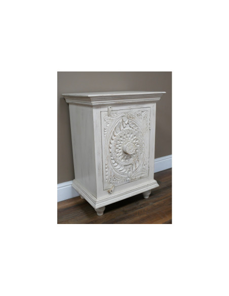 Chevet bois massif avec porte sculptée