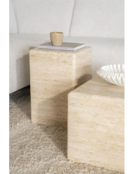 Table basse cubique en travertin Donta