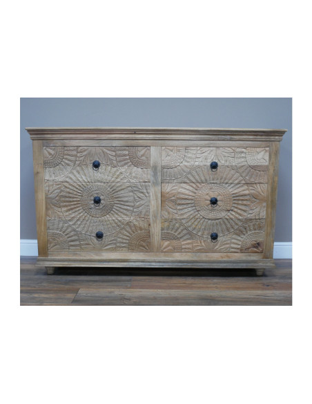 Commode en bois massif aux 6 tiroirs sculptés