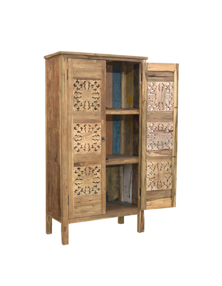 Armoire bois massif aux portes ajourées et sculptées