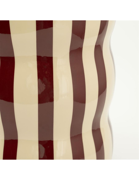 Table d'appoint en métal rayé bordeaux et beige