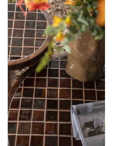 Table basse en manguier teinté et céramique