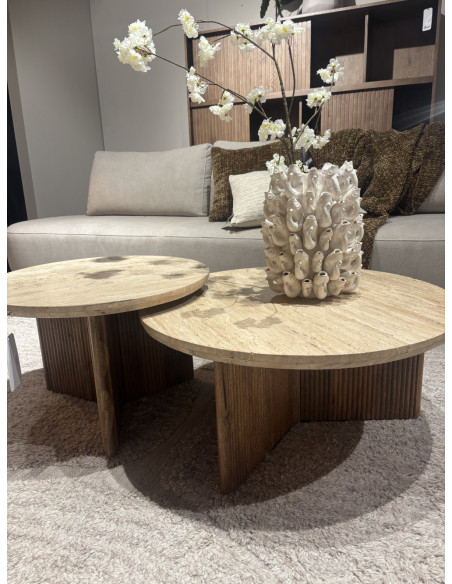 Table basse en manguier et travertin Sara