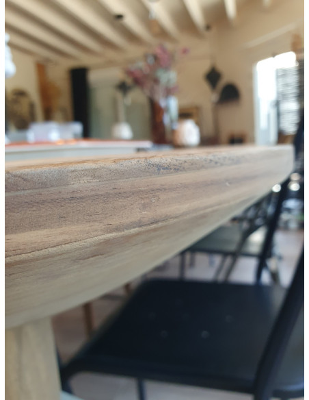 Table scandinave en teck massif naturel recyclé 260 cm