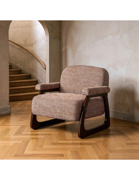 Fauteuil bas très confortable pour le salon