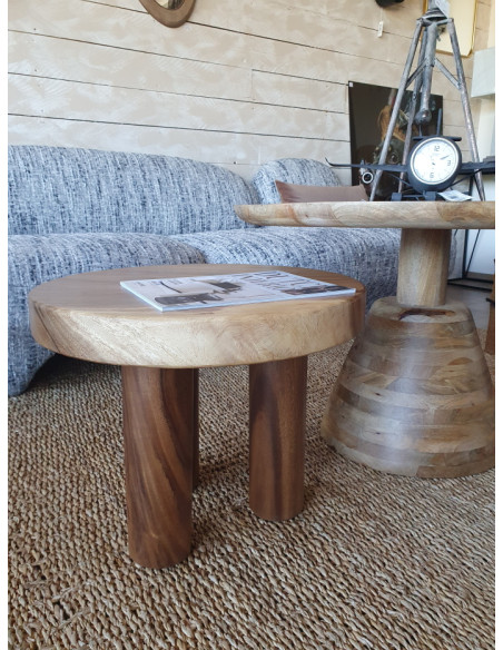 Table basse ronde en bois massif de munggur teinté