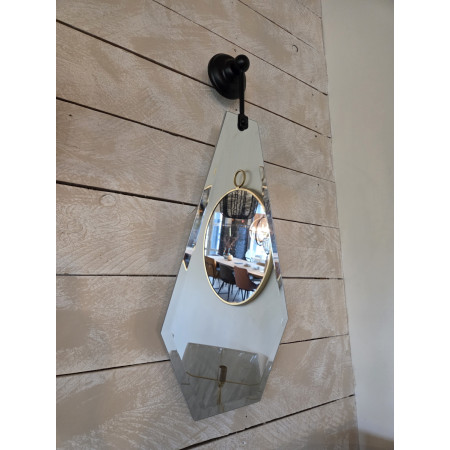 Miroir biseauté avec bras de fixation Miroir biseauté avec bras de fixation