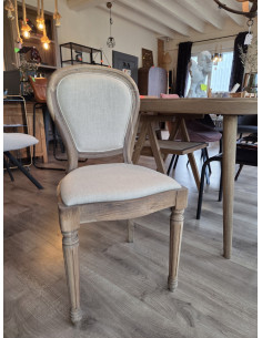 Chaise en chêne massif...