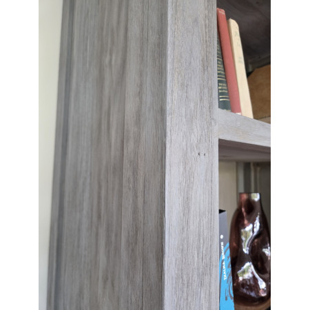 Bibliothèque colonne en teck massif... Bibliothèque colonne en teck massif...