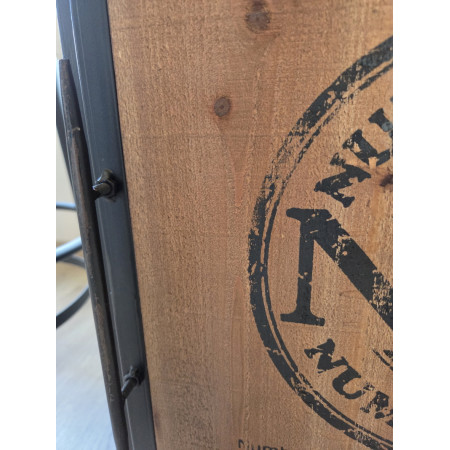 Table de chevet style indus en métal... Table de chevet style indus en métal...