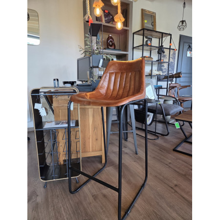 Tabouret de bar en cuir vintage avec... Tabouret de bar en cuir vintage avec...